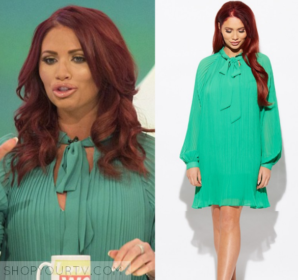 loose women: june 2016 amy’s green pleat dress