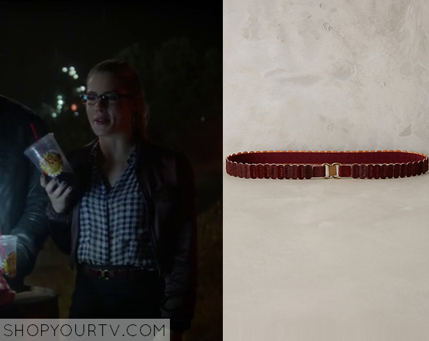 The Flash: Season 1 Episode 8 Felicity's Bra