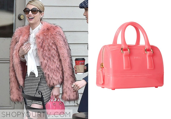 Scream Queens: Season 1 Episode 1 Chanel #2's Gold Bag