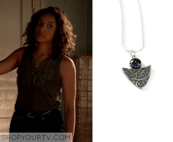 The Vampire Diaries: Season 7 Episode 3 Bonnie's Triangle Necklace