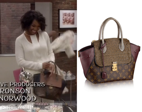 Louis Vuitton Capucines BB with silver worn by Herself (Nikki Bella) in  Total Bellas (S04E05)