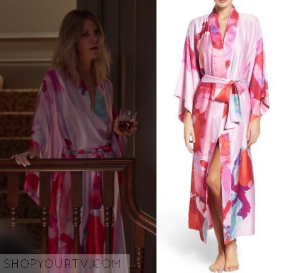 The Mick: Season 1 Episode 10 Mickey's Pink Robe | Shop Your TV