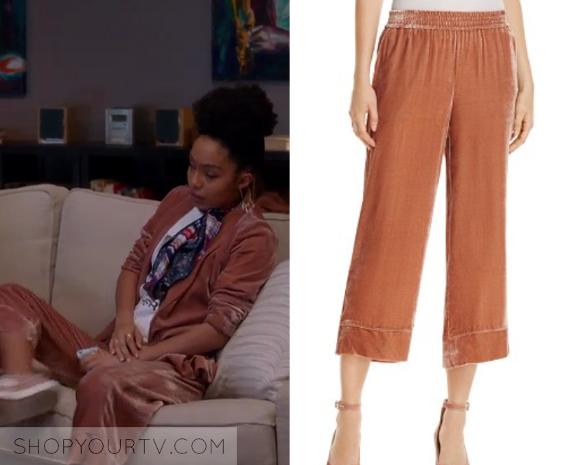 Grown-ish: Season 1 Episode 12 Zoey's Velvet Pants | Shop Your TV