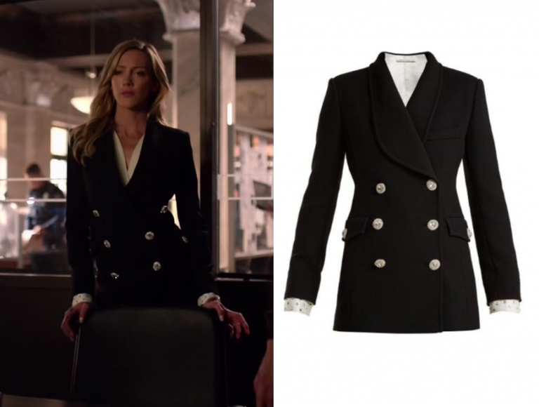 Arrow Fashion, Outfits, Clothing and Wardrobe on The CW's Arrow