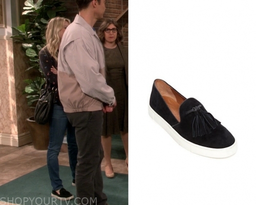 Big Bang Theory The Fashion Clothes Style And Wardrobe Worn On Tv Shows Shop Your Tv