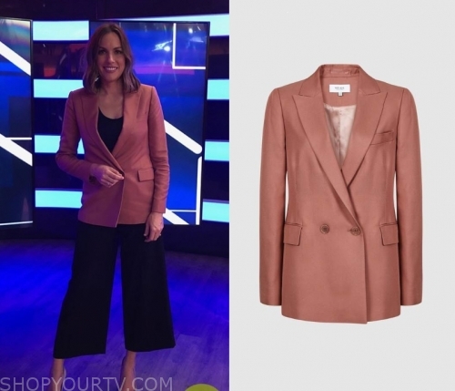 10 News AU: Sports Tonight August 2019 Roz's Pink Blazer | Shop Your TV