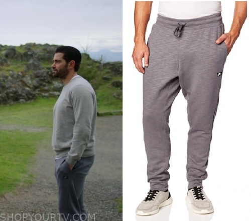 grey trackies