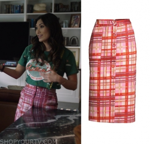 pink plaid skirt episode