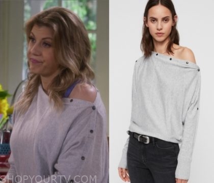 Fuller House Season 5 Episode 8 Stephanie S Button Sweater Shop