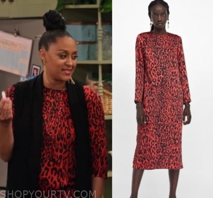 Family Reunion: Season 1 Episode 13 Cocoa's Red Leopard Print Midi ...