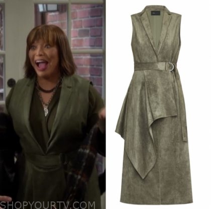 Last Man Standing Season 8 Episode 10 Carol S Belted Sleeveless Coat Shop Your Tv