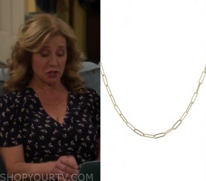 Last Man Standing Season 8 Episode 19 Vanessa S Gold Chain Necklace Shop Your Tv