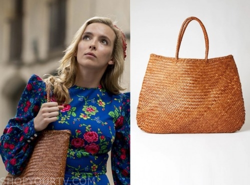 The hand bag brown raffia of Villanelle (Jodie Comer) in Killing Eve  (S03E02)