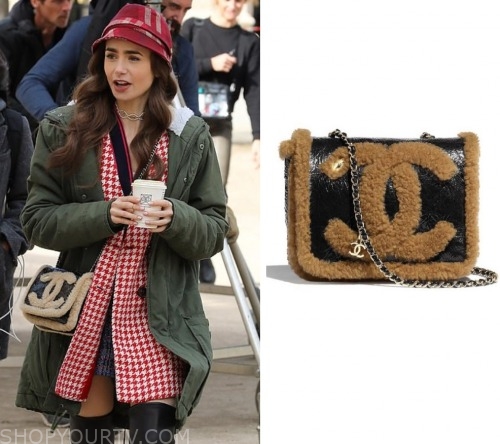 emily in paris green chanel bag