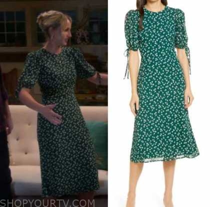 Last Man Standing Season 9 Episode 10 Mandy S Green Floral Tie Sleeve Dress Shop Your Tv