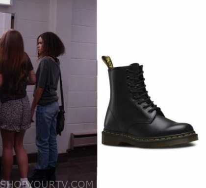 Ginny and Georgia: Season 1 Episode 2 Ginny's Black Boots | Shop Your TV