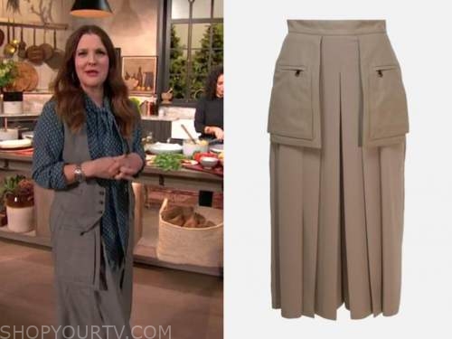 Drew Barrymore Show: March 2021 Drew Barrymore's Sage Green Air