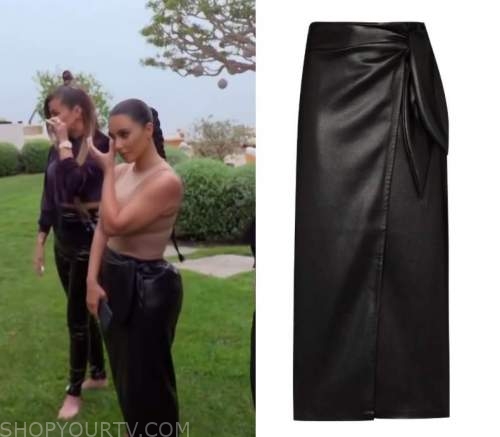 Keeping Up With The Kardashians: Season 20 Episode 7 Kim's Leather Wrap ...