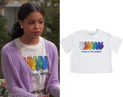 WornOnTV: Nia's rainbow tie dye tee on Ravens Home, Navia Robinson