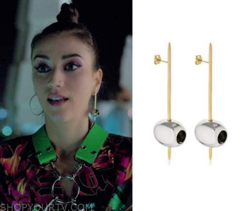 Elite: Season 4 Episode 1 Rebeka's Martini Olive Earring | Fashion,  Clothes, Outfits and Wardrobe on | Shop Your TV