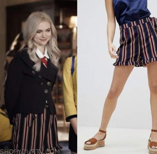 Lizzie Saltzman Fashion, Clothes, Style and Wardrobe worn on TV Shows ...