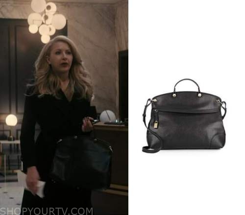 Goliath: Season 4 Episode 1 Black Top Handle Satchel Bag | Shop Your TV