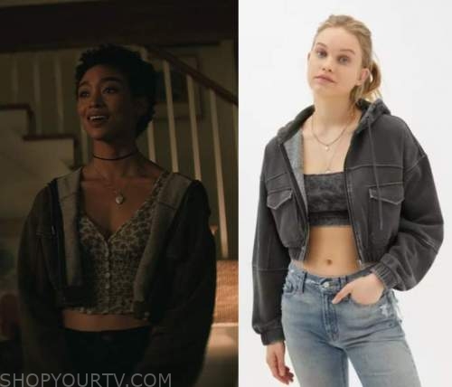 Tati Gabrielle on Marienne in You Season 4, Kaleidoscope, Her