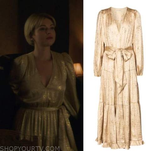 Bo Martynowska Clothes, Style, Outfits worn on TV Shows | Shop Your TV