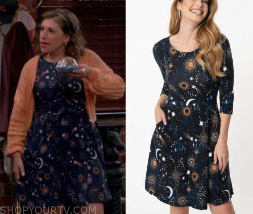 WornOnTV: Kat's wave print leggings on Call Me Kat, Mayim Bialik