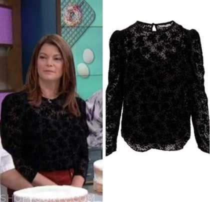 The Good Dish: February 2022 Gail Simmons's Black Floral Velvet Burnout Top