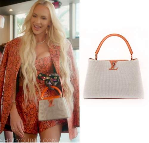 The hand bag Louis Vuitton pink worn by Mary Fitzgerald in Selling Sunset  (S01E02)