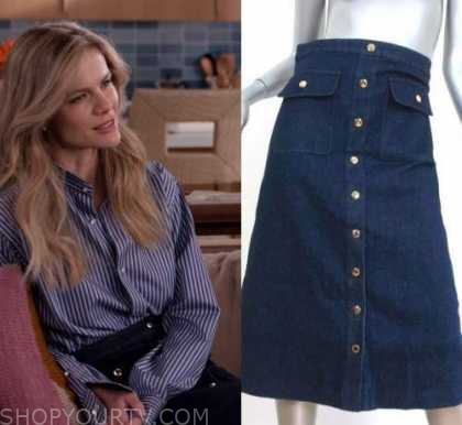 Grace and Frankie: Season 7 Episode 11 Mallory's Denim Midi Skirt ...