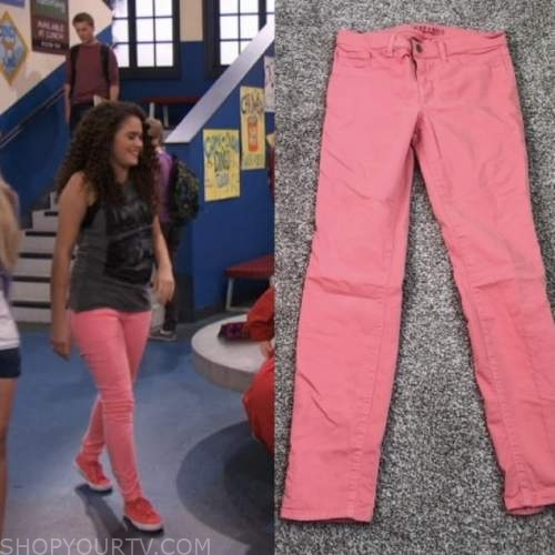 Lab Rats: Season 3 Episode 12 Janelle's Pink skinny jeans