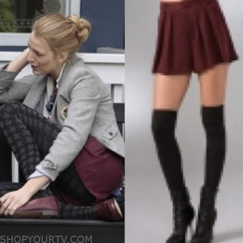 Gossip Girl Fashion, Outfits, Clothing and Wardrobe on The CW's Gossip Girl