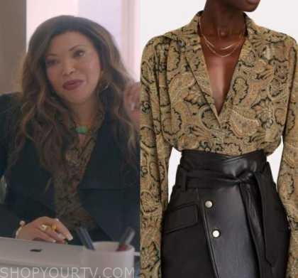 Uncoupled: Season 1 Episode 6 Suzanne's Paisley Blouse | Shop Your TV