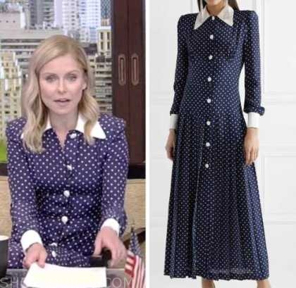 Live with Kelly and Ryan: August 2022 Kelly Ripa's Navy Blue and White ...