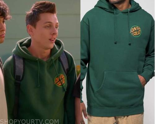 Double sleeves hoodie worn by Eli 'Hawk' Moskowitz (Jacob Bertrand