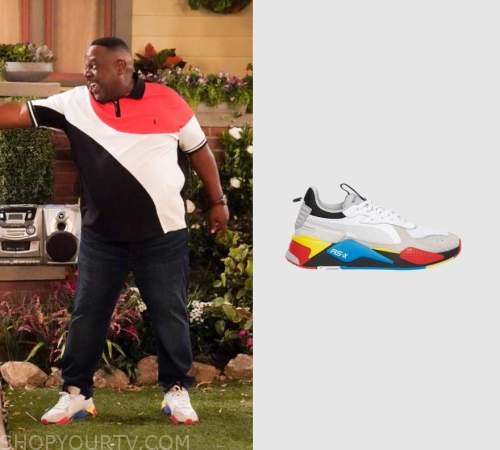 The Neighborhood: Season 5 Episode 1 Calvin's Multicolored Sneakers ...