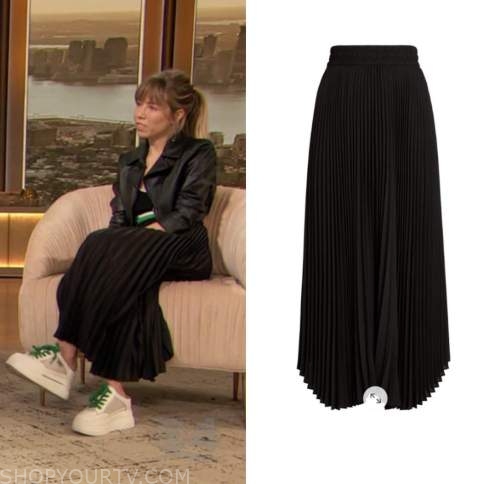 Drew Barrymore Show: October 2022 Jennette McCurdy's Black Pleated Midi ...