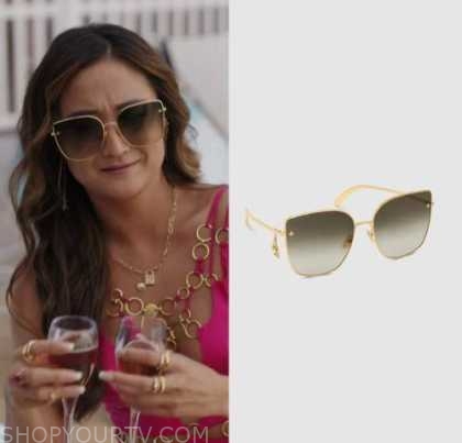 Louis Vuitton LV Charm Cat Eye Sunglasses worn by Mindy Chen