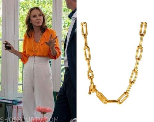 Gold necklace worn by Sylvie Grateau (Philippine Leroy-Beaulieu) in Emily  in Paris (Season 3 Episode 6)