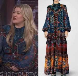 The Kelly Clarkson Show: January 2023 Kelly Clarkson's Blue Tapestry ...