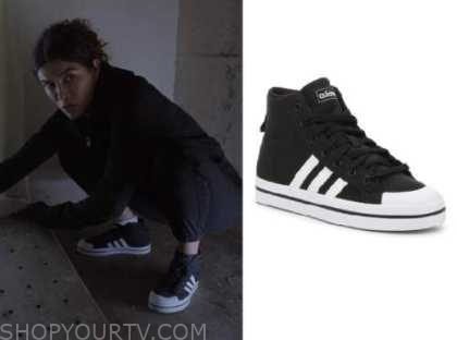 National Treasure Edge of History: Season 1 Episode 8 Jess' Black Striped  Sneakers