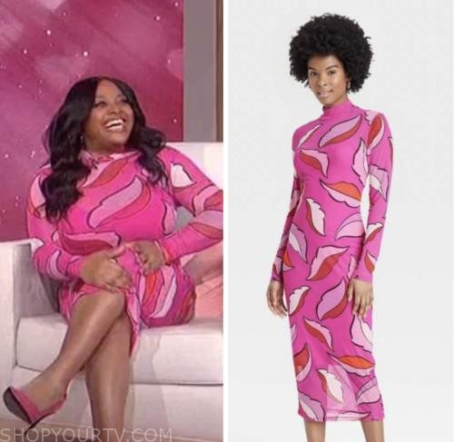 Sherri: February 2023 Sherri Shepherd's Pink Lip Print Dress | Fashion