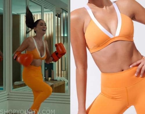 Bra whisperer' reveals how exercising without a sports bra can