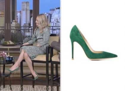 Kelly green hot sale pumps