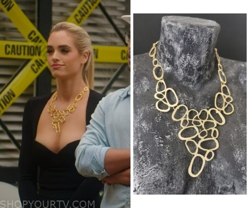 Skims Fits Everybody Square Neck Sleeveless Bodysuit worn by Polly Brindle  as seen in Selling The OC (S02E02)