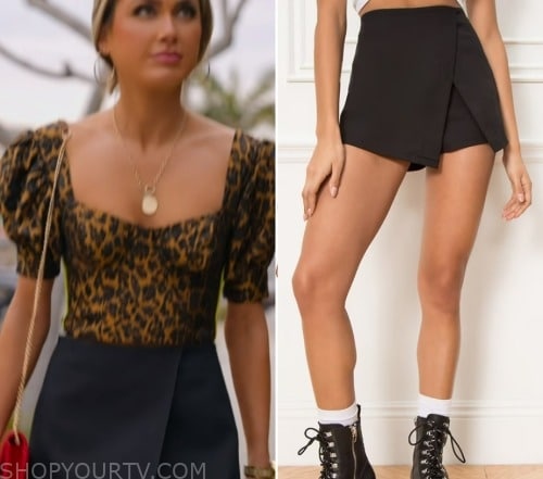 Skims Fits Everybody Square Neck Sleeveless Bodysuit worn by Polly Brindle  as seen in Selling The OC (S02E02)