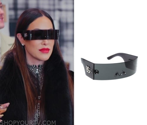 Louis Vuitton Grease Sunglasses worn by Mary Cosby as seen in The