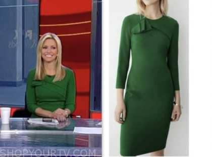 Fox and Friends: October 2023 Ainsley Earhardt's Green Quarter Sleeve ...